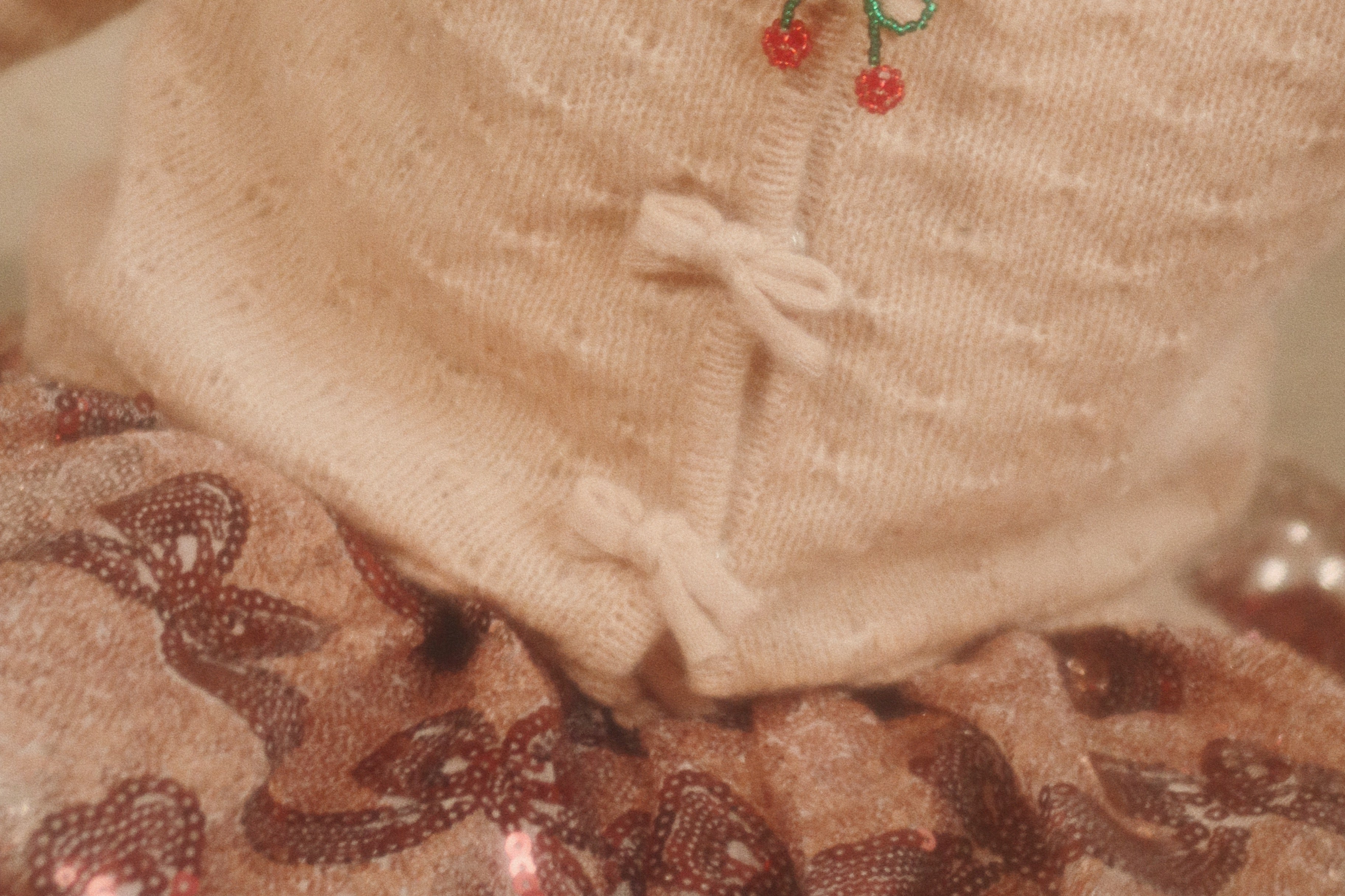 Konges Sløjd A/S Sieraden cherry