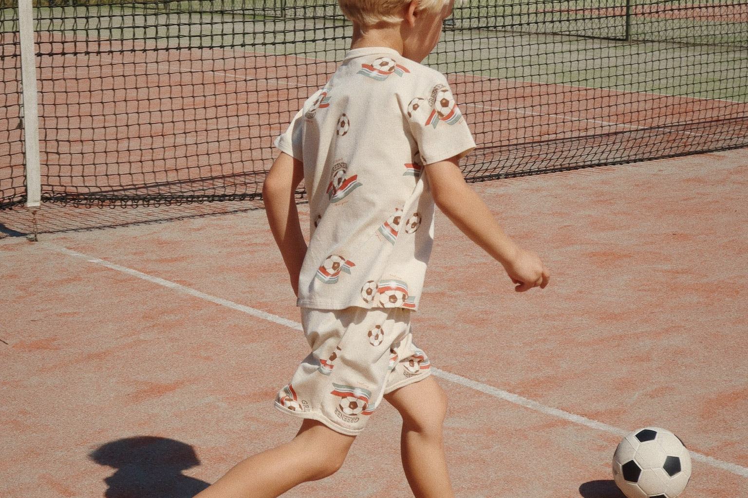 Konges Sløjd A/S Sets kick it