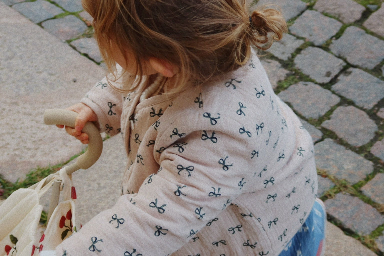 Konges Sløjd A/S Geweven Jacks En Vesten bow magnet