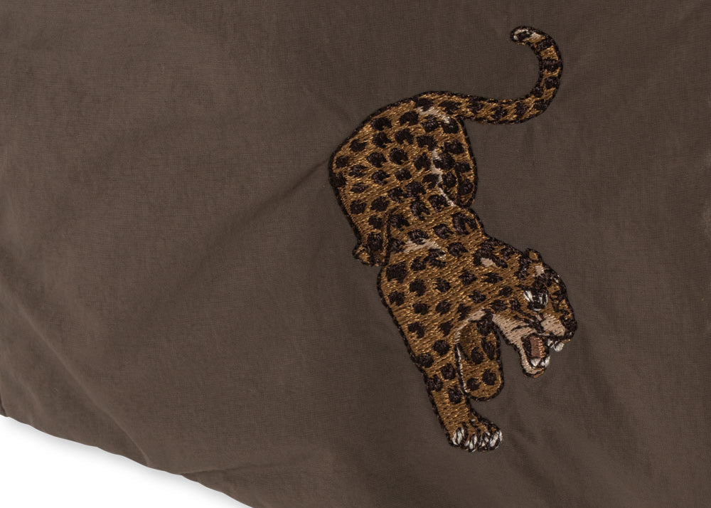 Konges Sløjd A/S Hoedjes walnut