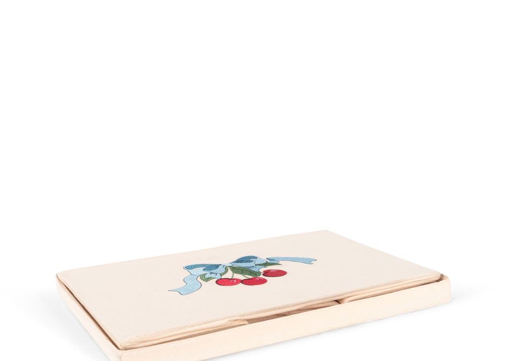 Konges Sløjd A/S Opslag cherry bow