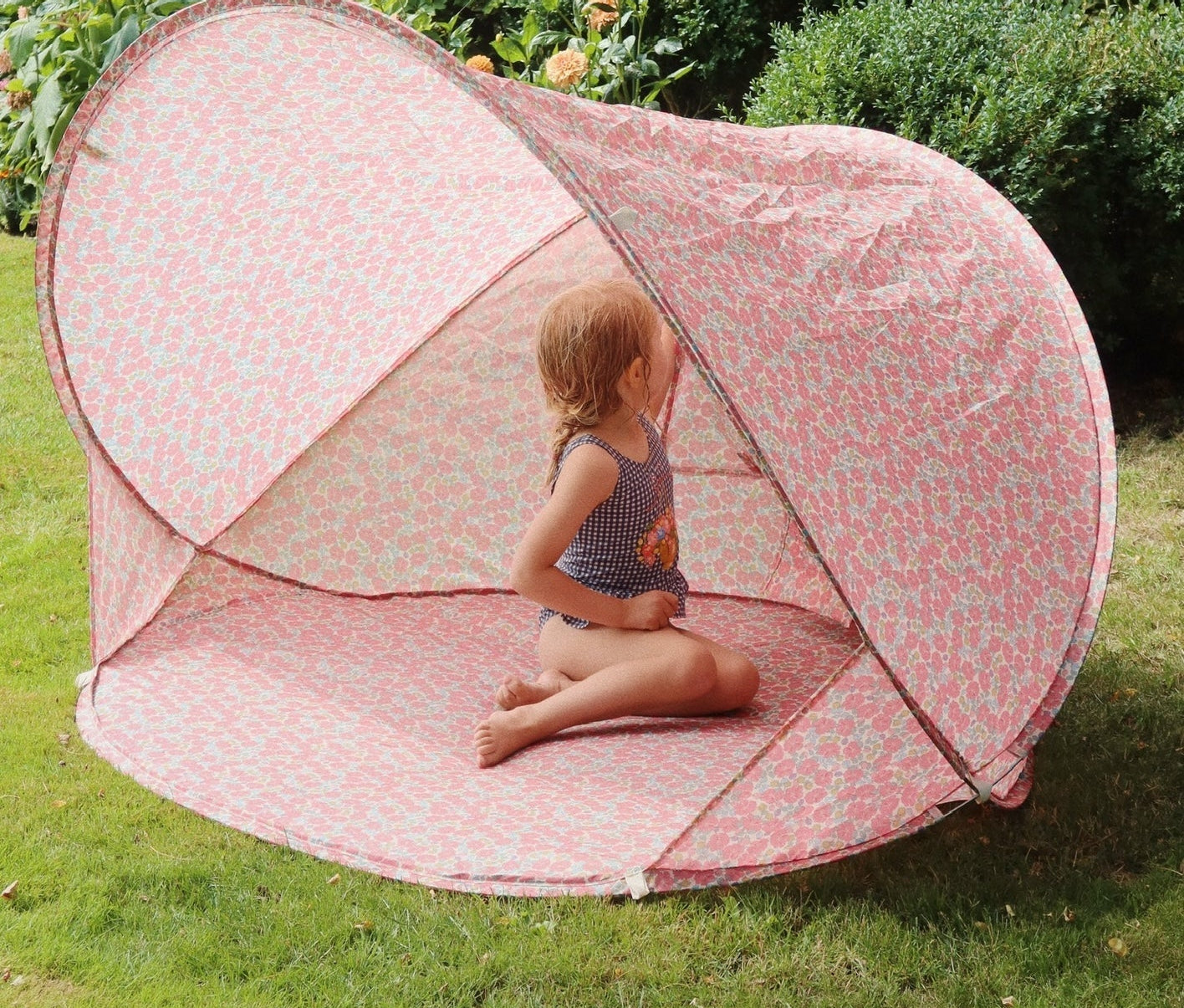 Kids' and children's beach tents from Konges Sløjd