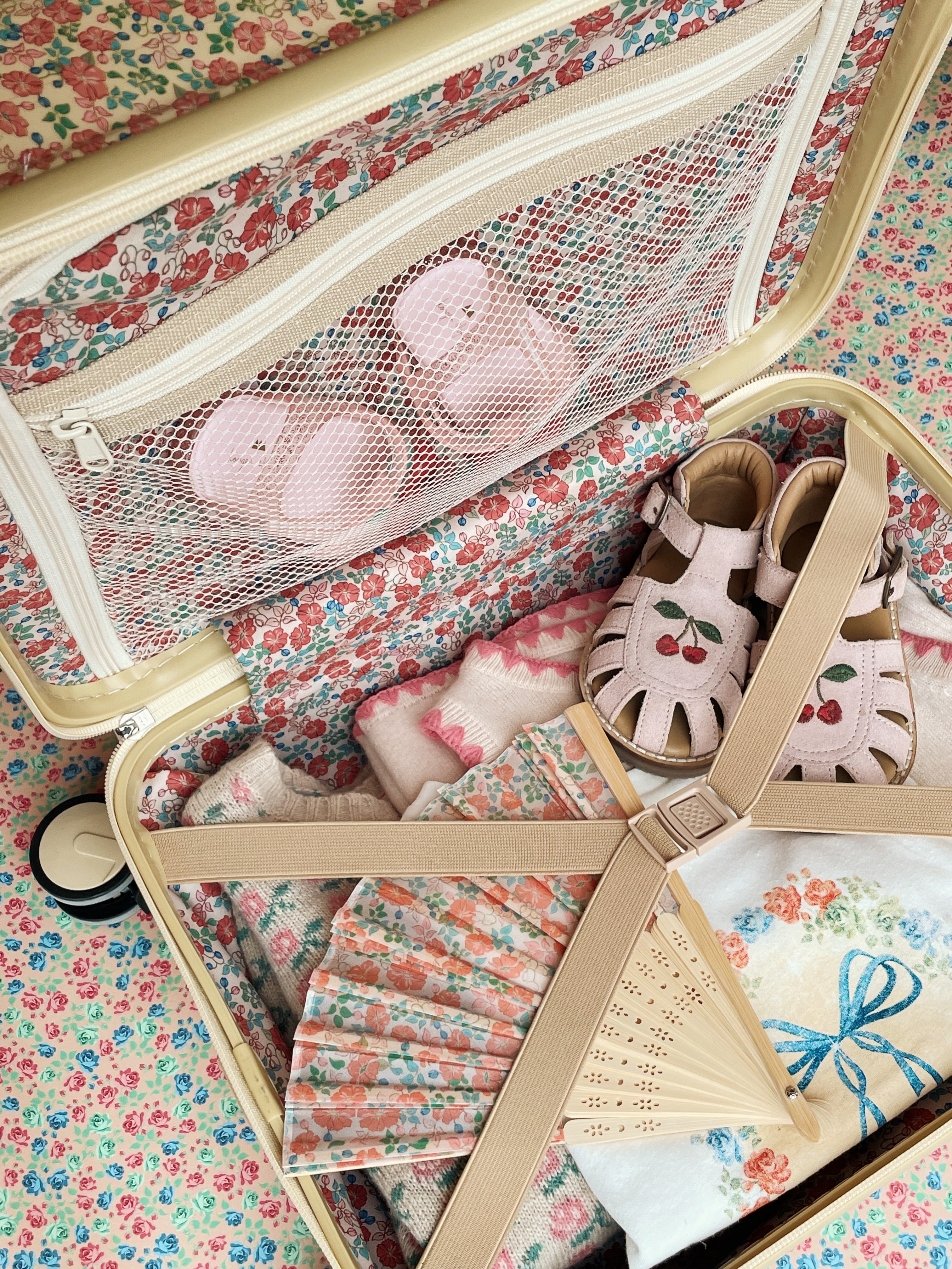 Konges Sløjd A/S SANDALS nuage