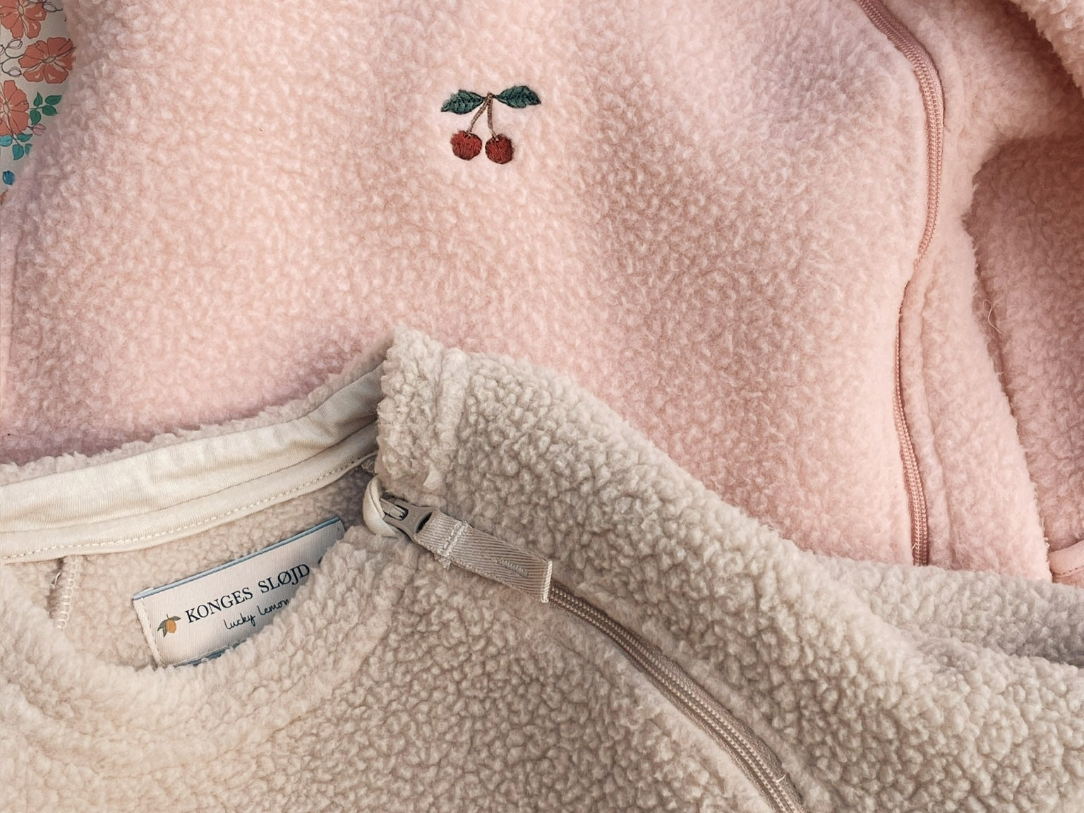 Konges Sløjd A/S Thermokleding rose smoke