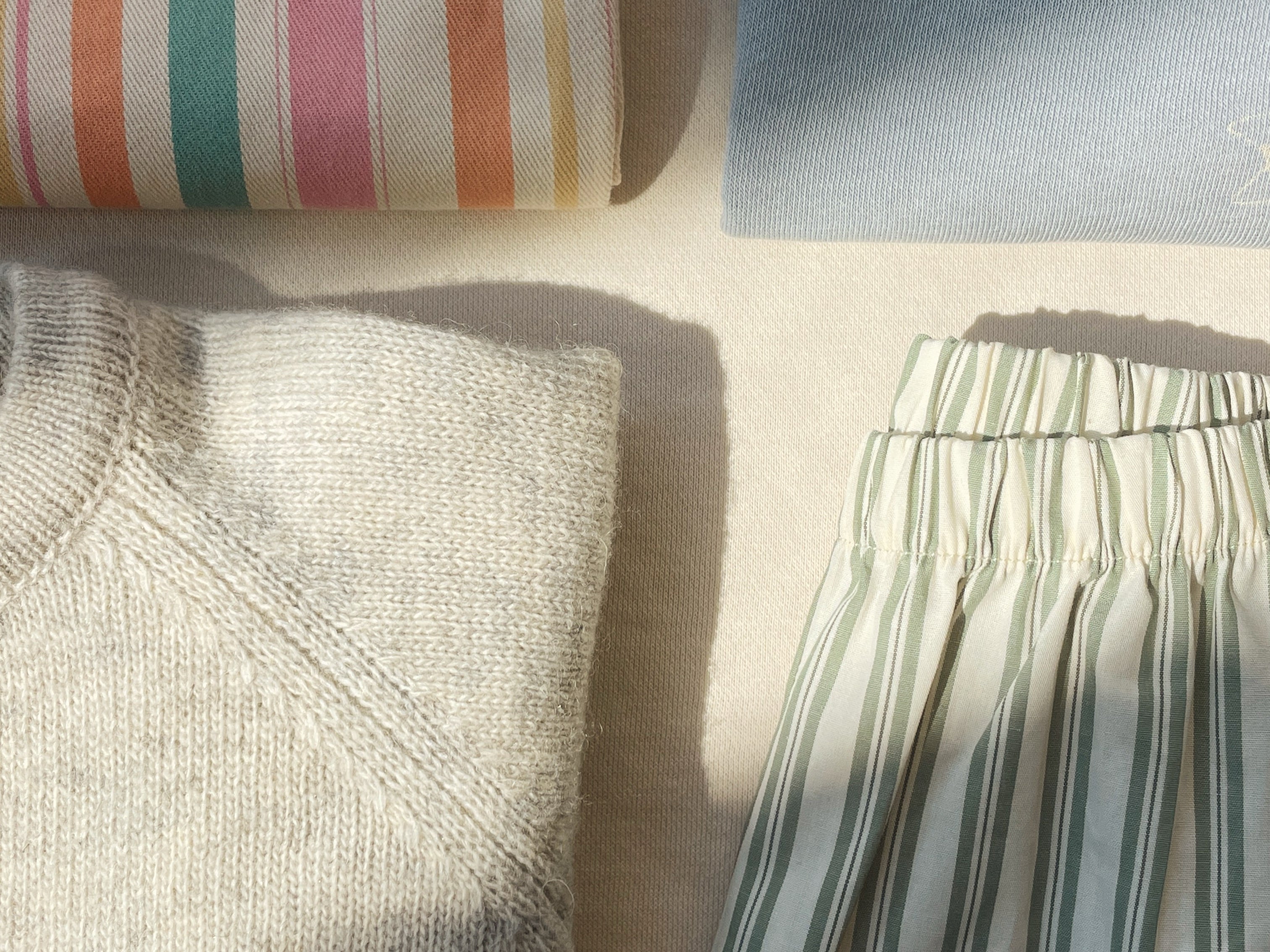 Konges Sløjd A/S WOVEN SHORTS & BLOOMERS basil/orchid/bleu stripe