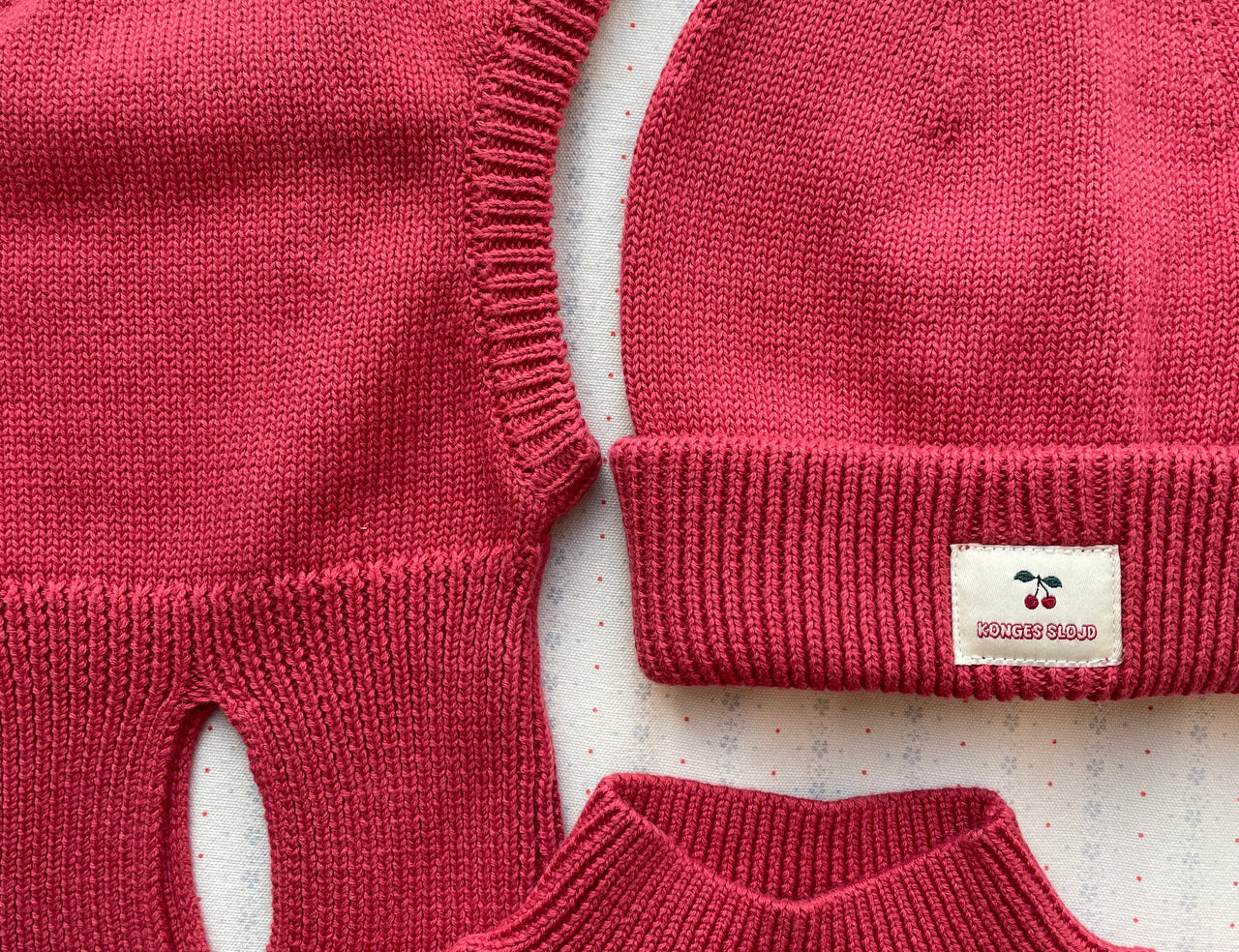 Konges Sløjd A/S NECKWARMER cardinal