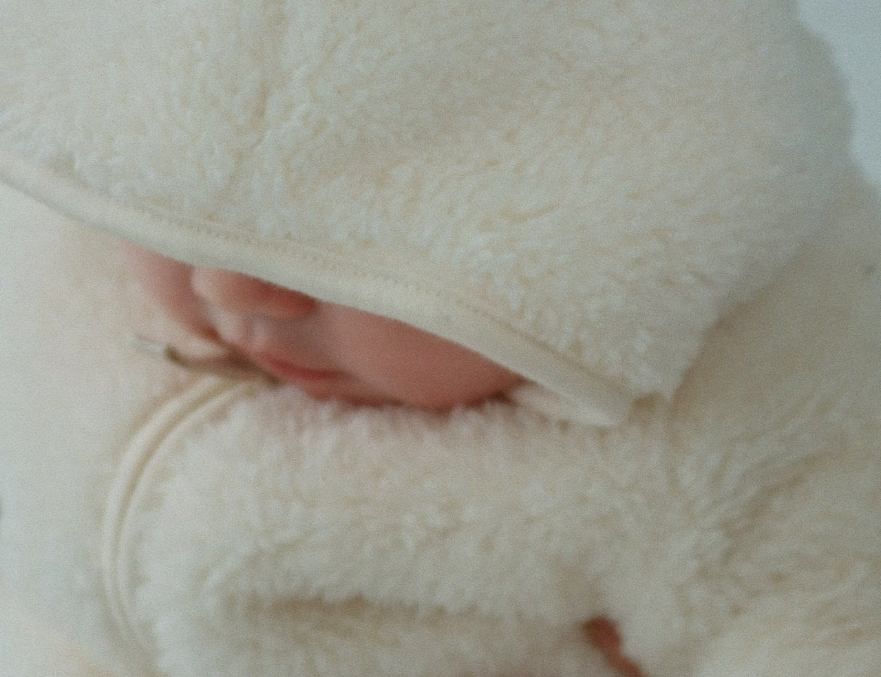 Konges Sløjd A/S TEDDY & FLEECE antique white