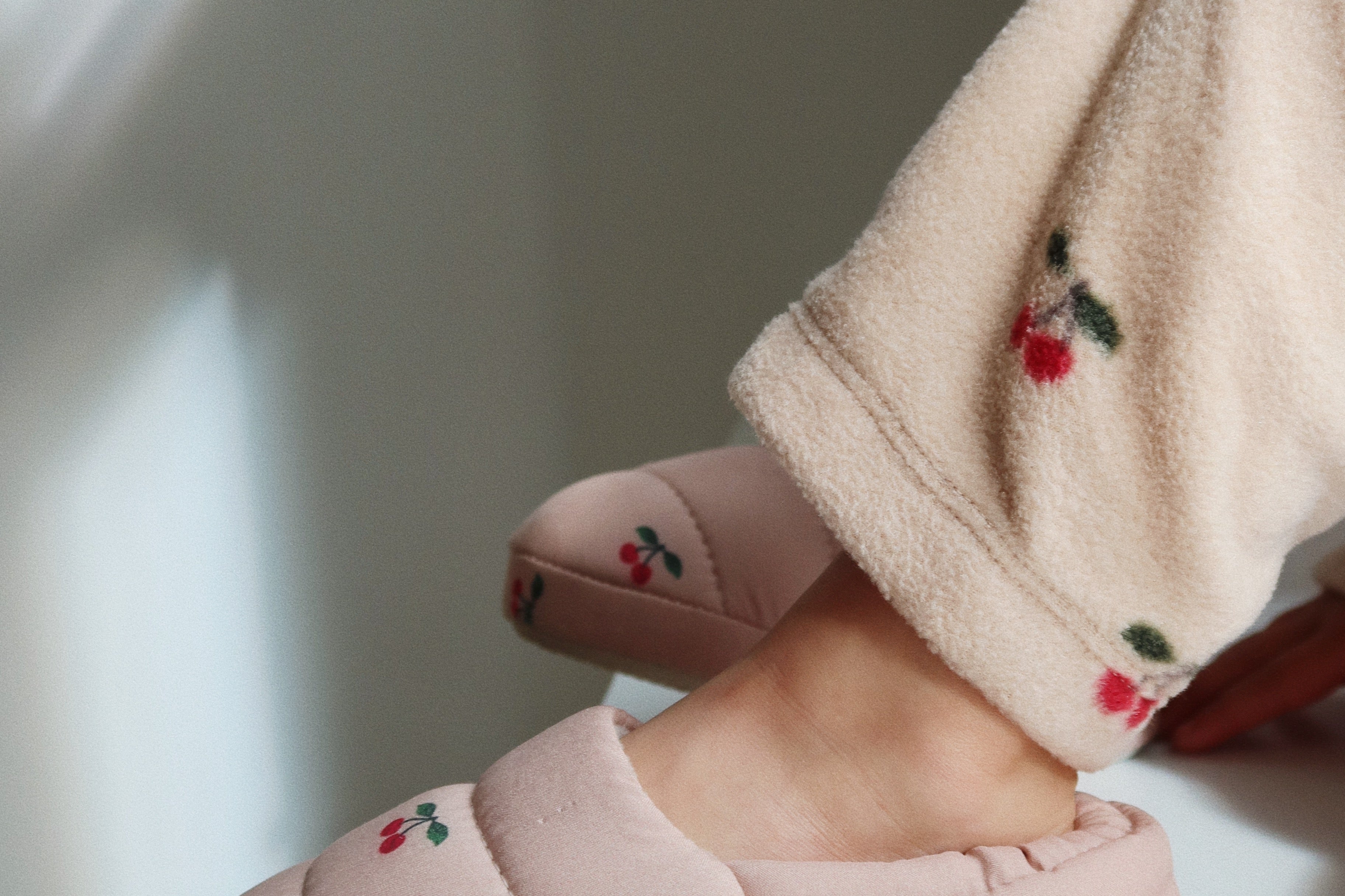 Konges Sløjd A/S TEDDY & FLEECE cherry