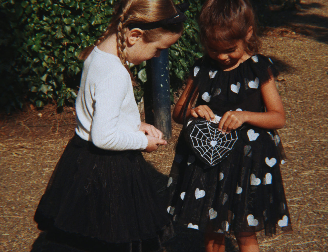 Konges Sløjd A/S BAGS & WALLET black spider web