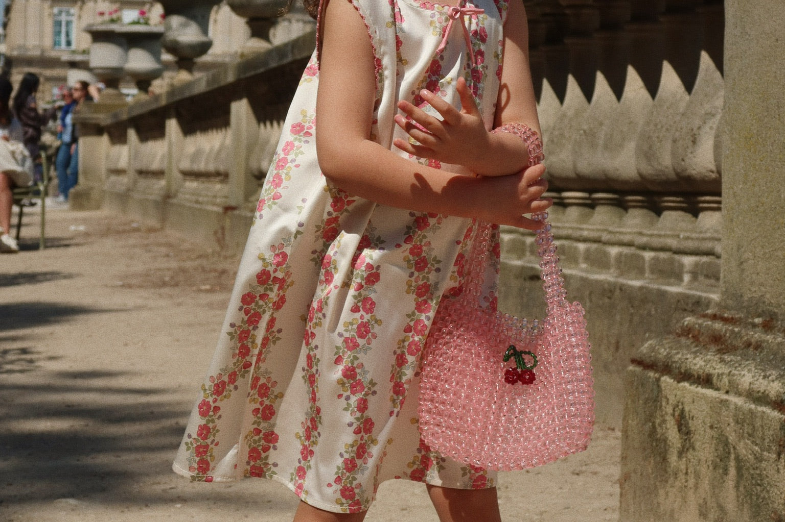 Konges Sløjd A/S Tassen En Portemonnees peony