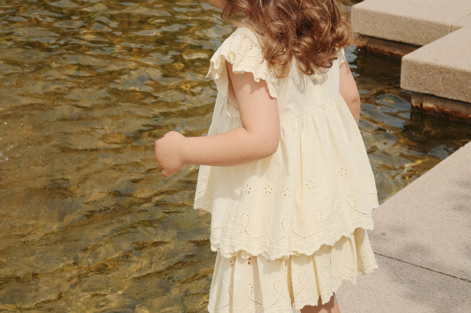 Konges Sløjd A/S WOVEN SHORT SLEEVE SHIRTS cloud cream