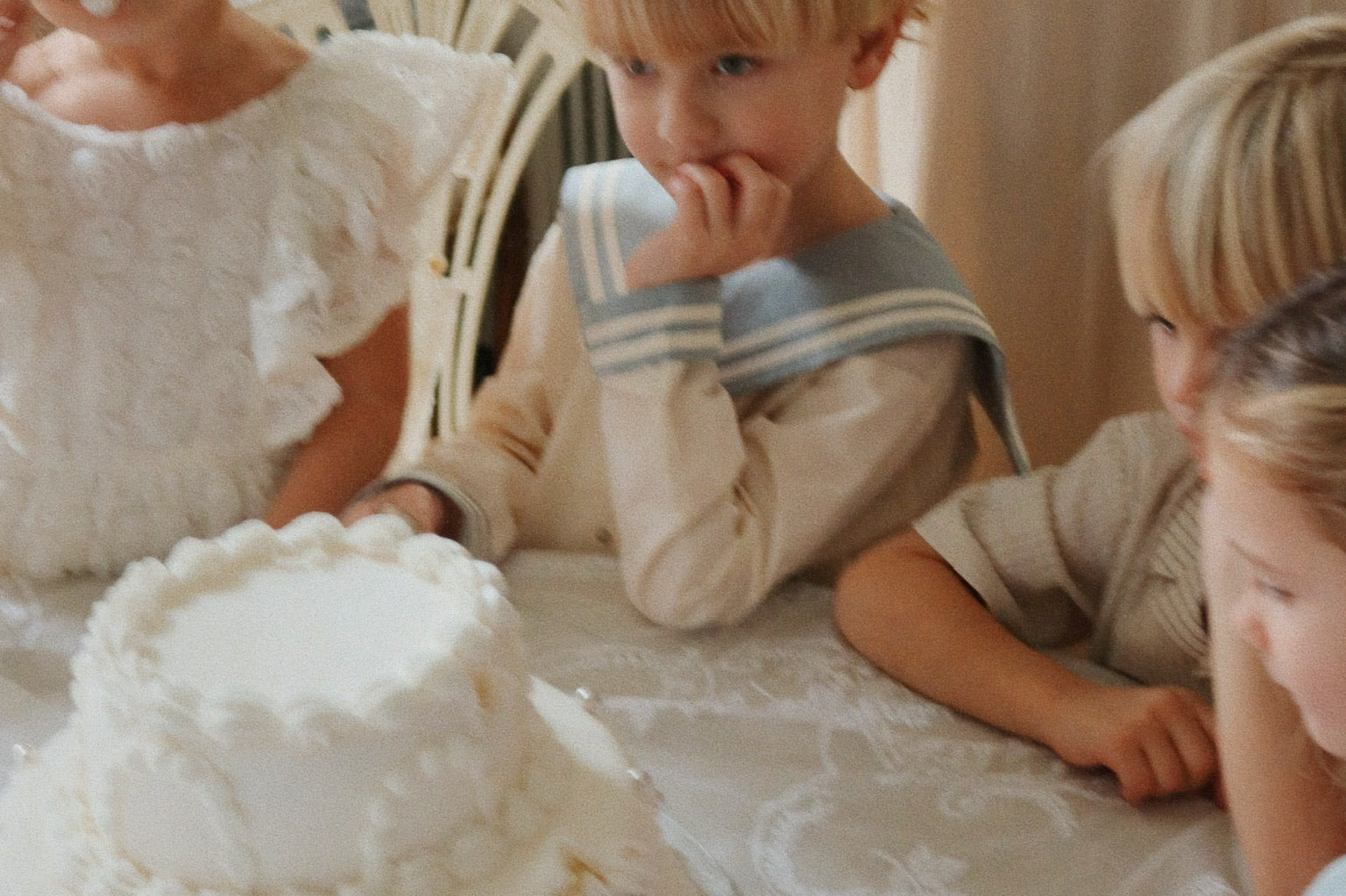 Konges Sløjd A/S WOVEN SHORT SLEEVE SHIRTS cloud stripe