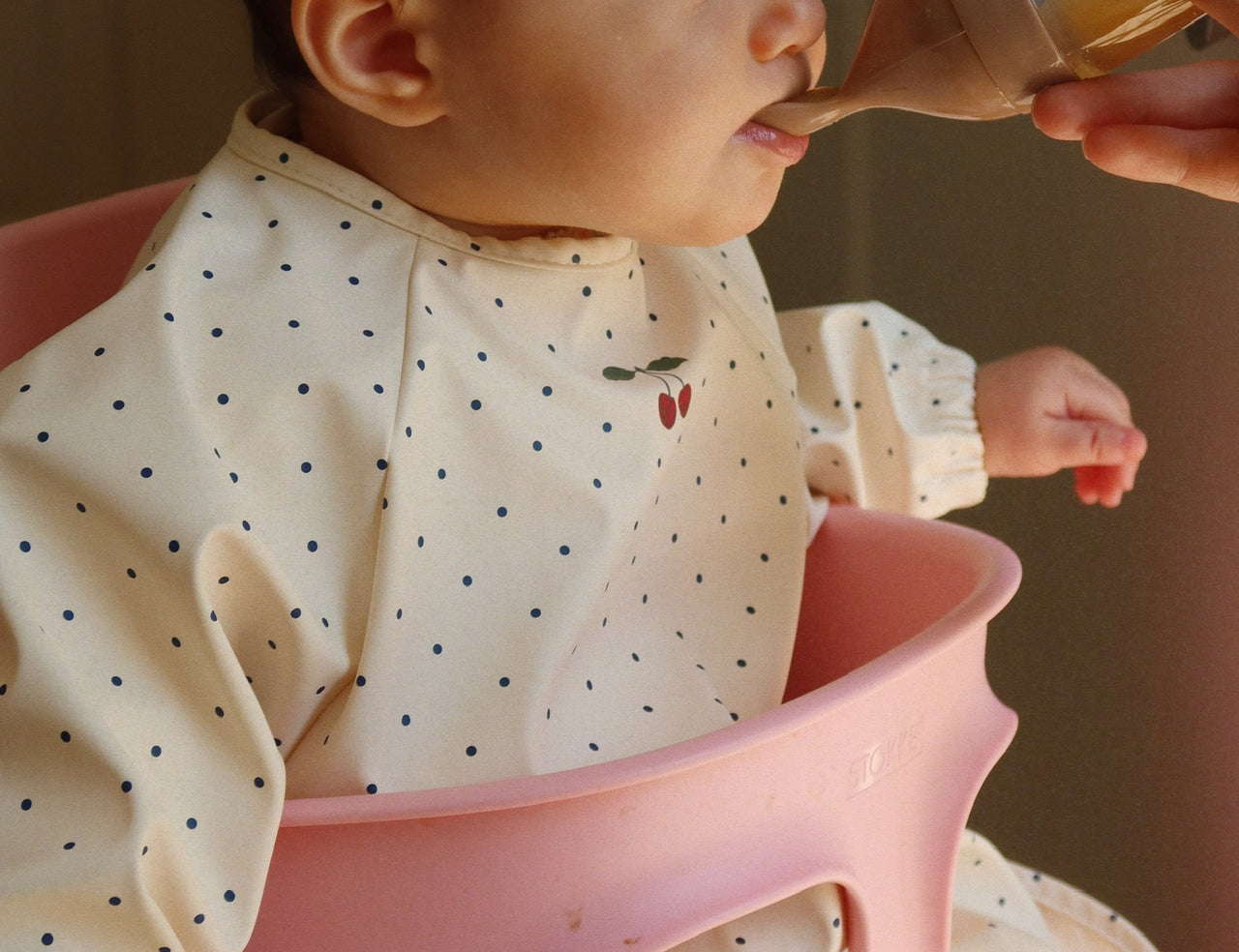 Konges Sløjd A/S FEEDING PACIFIER cherry blush