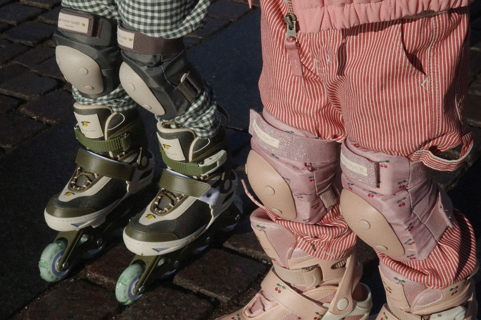 Konges Sløjd A/S OUTDOOR ACTIVITY PLAY cherry blush