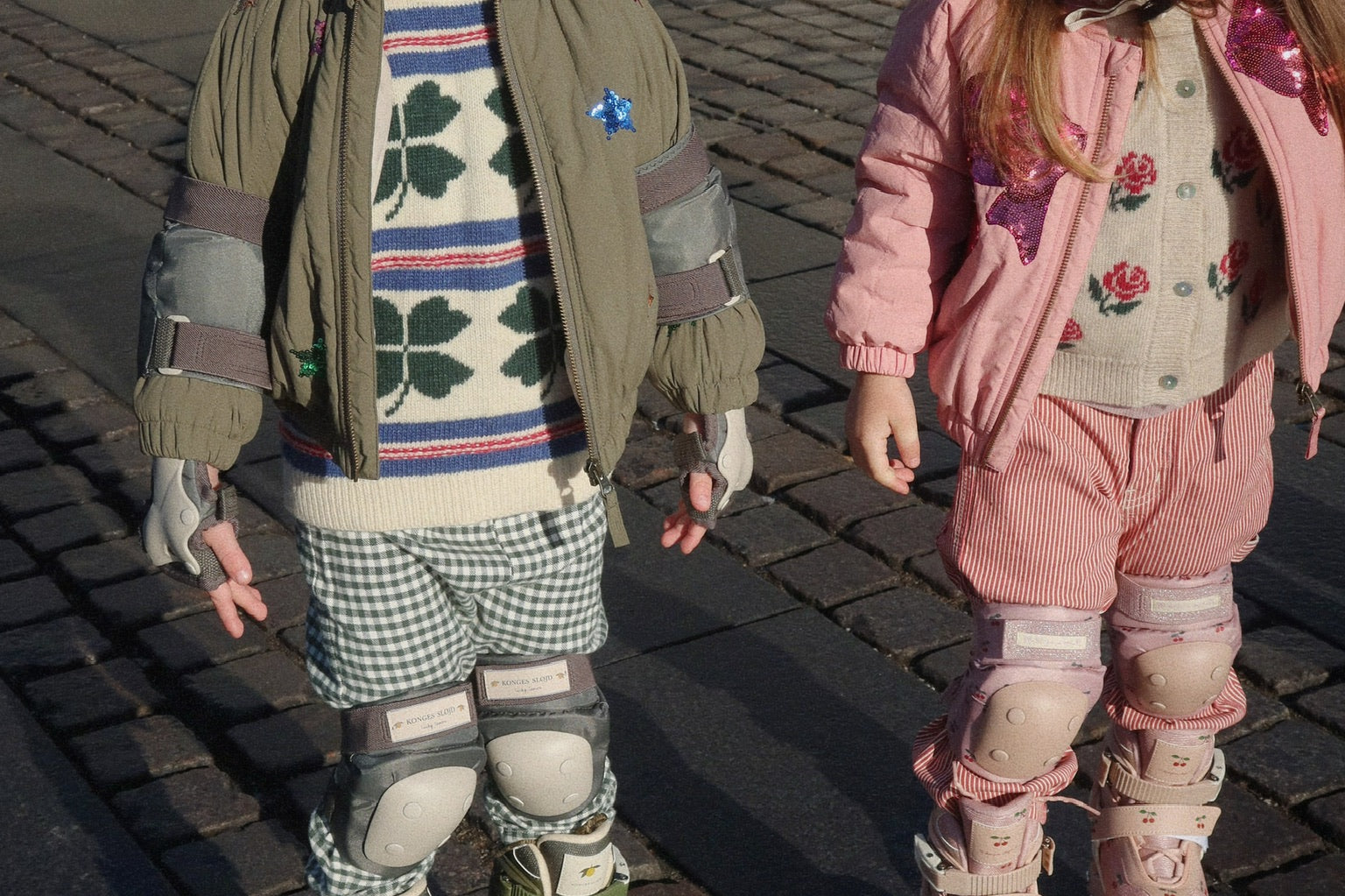 Konges Sløjd A/S Gebreide Shirts En Vesten clover