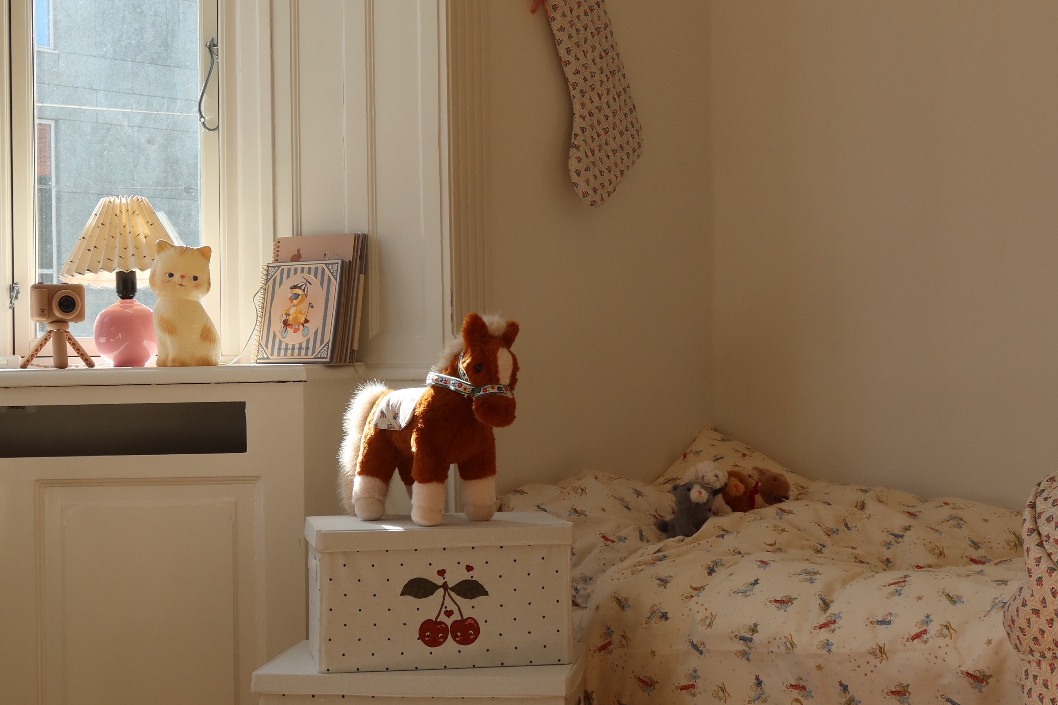 Konges Sløjd A/S Opslag cherry