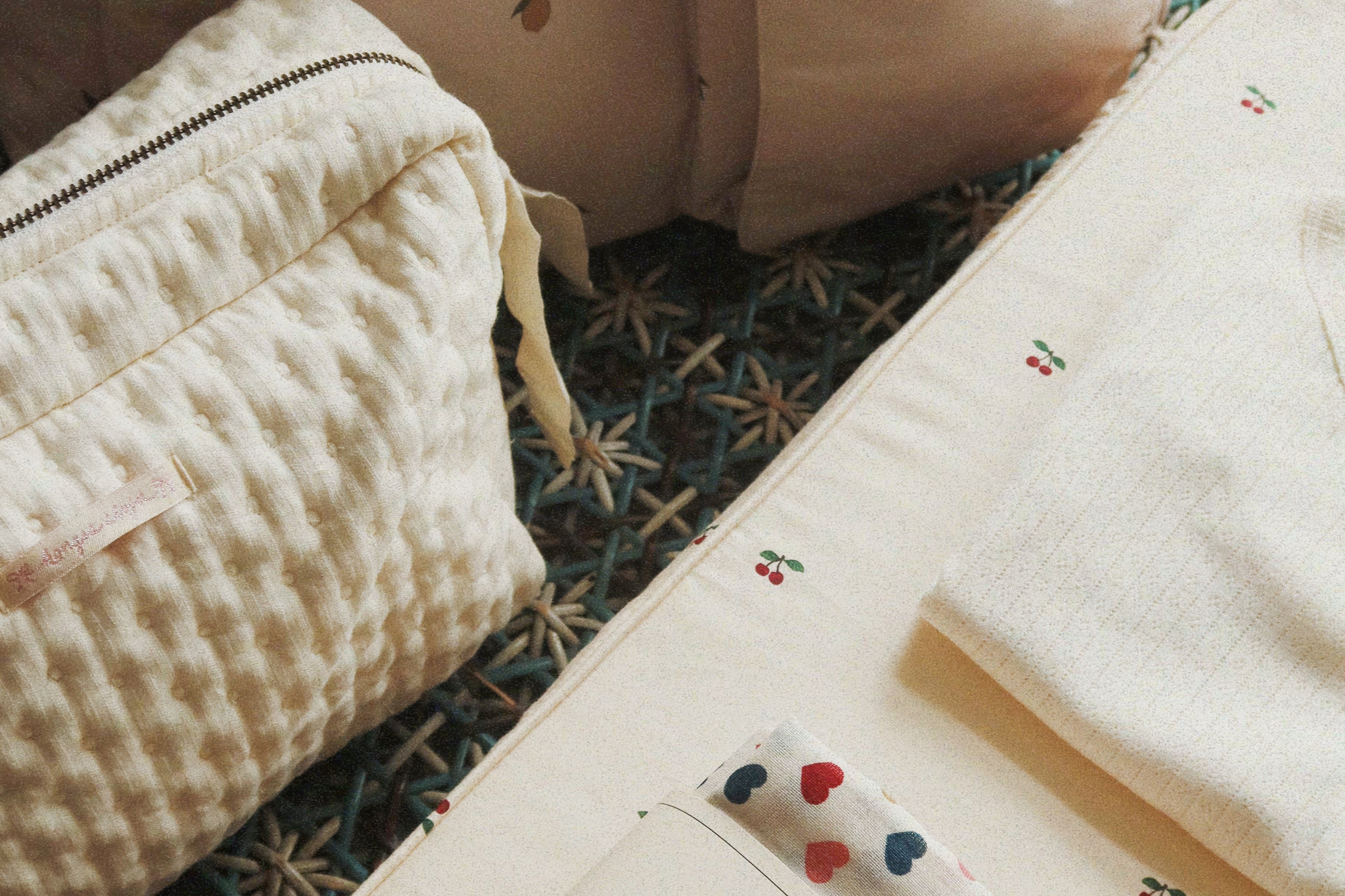 Konges Sløjd A/S CHANGING BAGS lemon