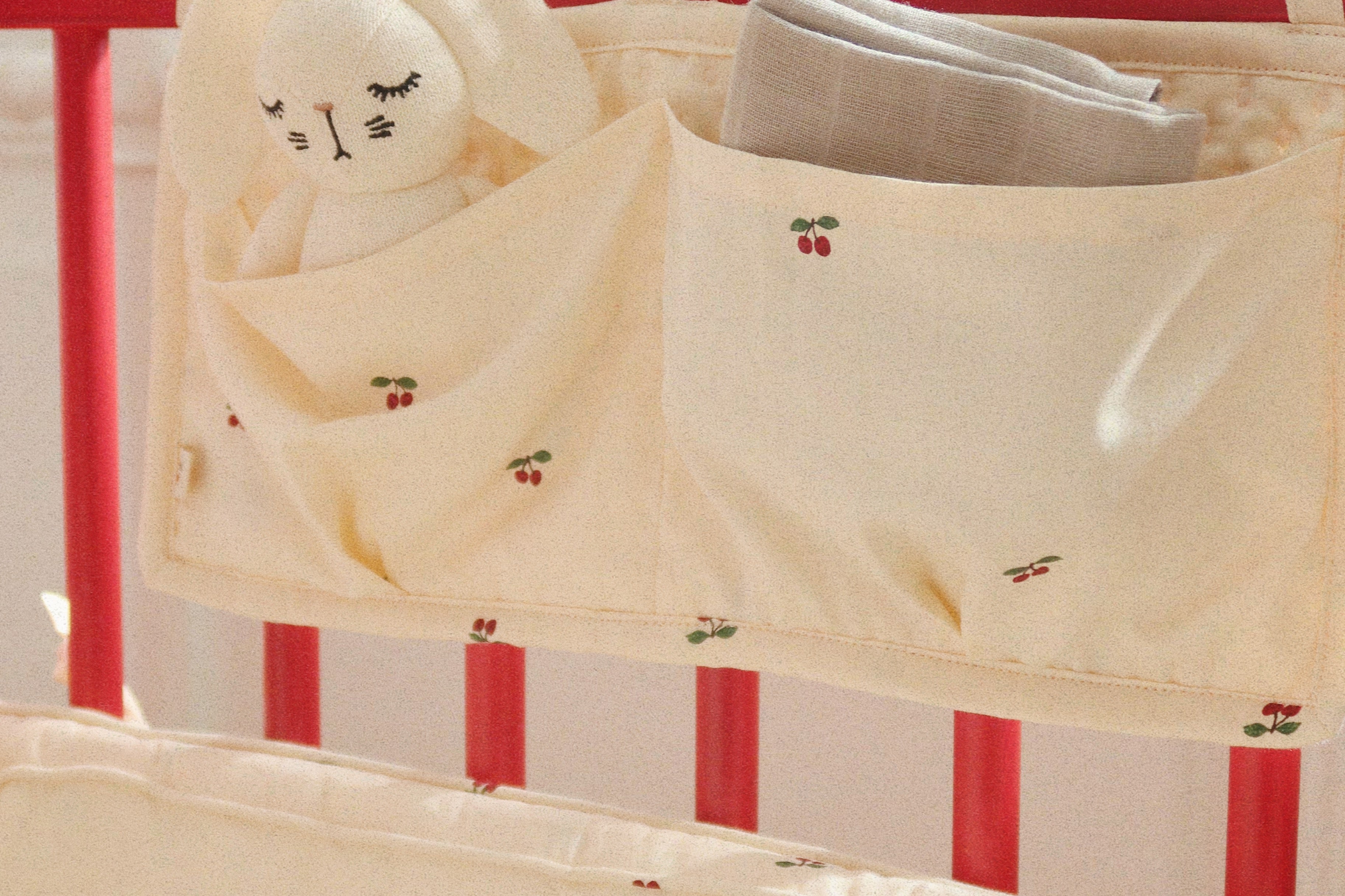 Konges Sløjd A/S BED POCKETS cherry