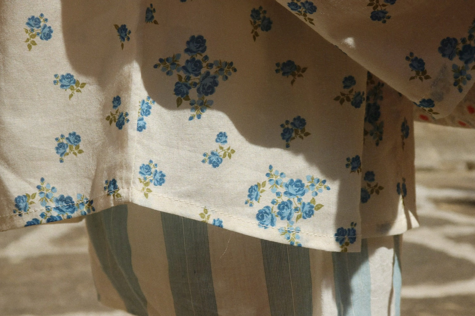 Konges Sløjd A/S WOVEN SHORTS & BLOOMERS basil/orchid/bleu stripe