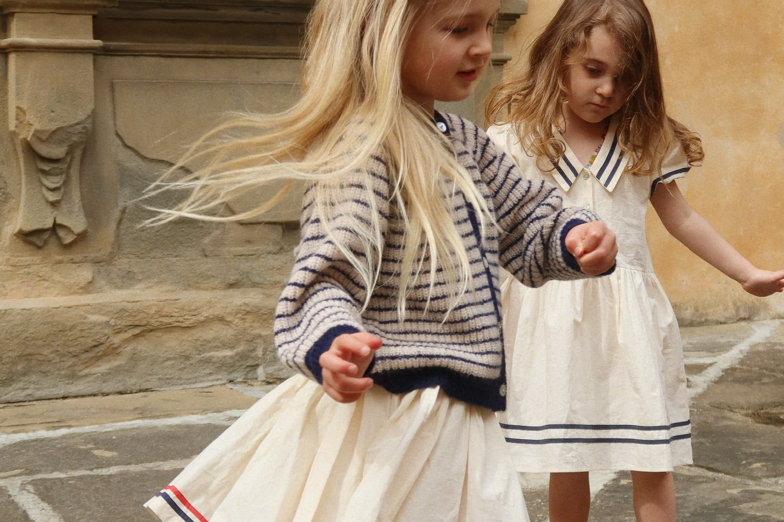 Konges Sløjd A/S WOVEN DRESSES eggnog