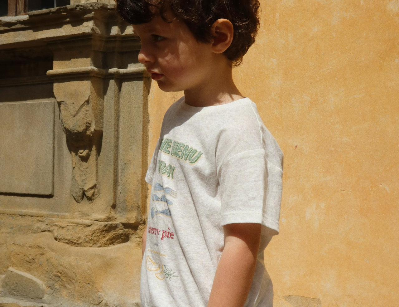 Konges Sløjd A/S JERSEY T-SHIRTS off white/on the menu