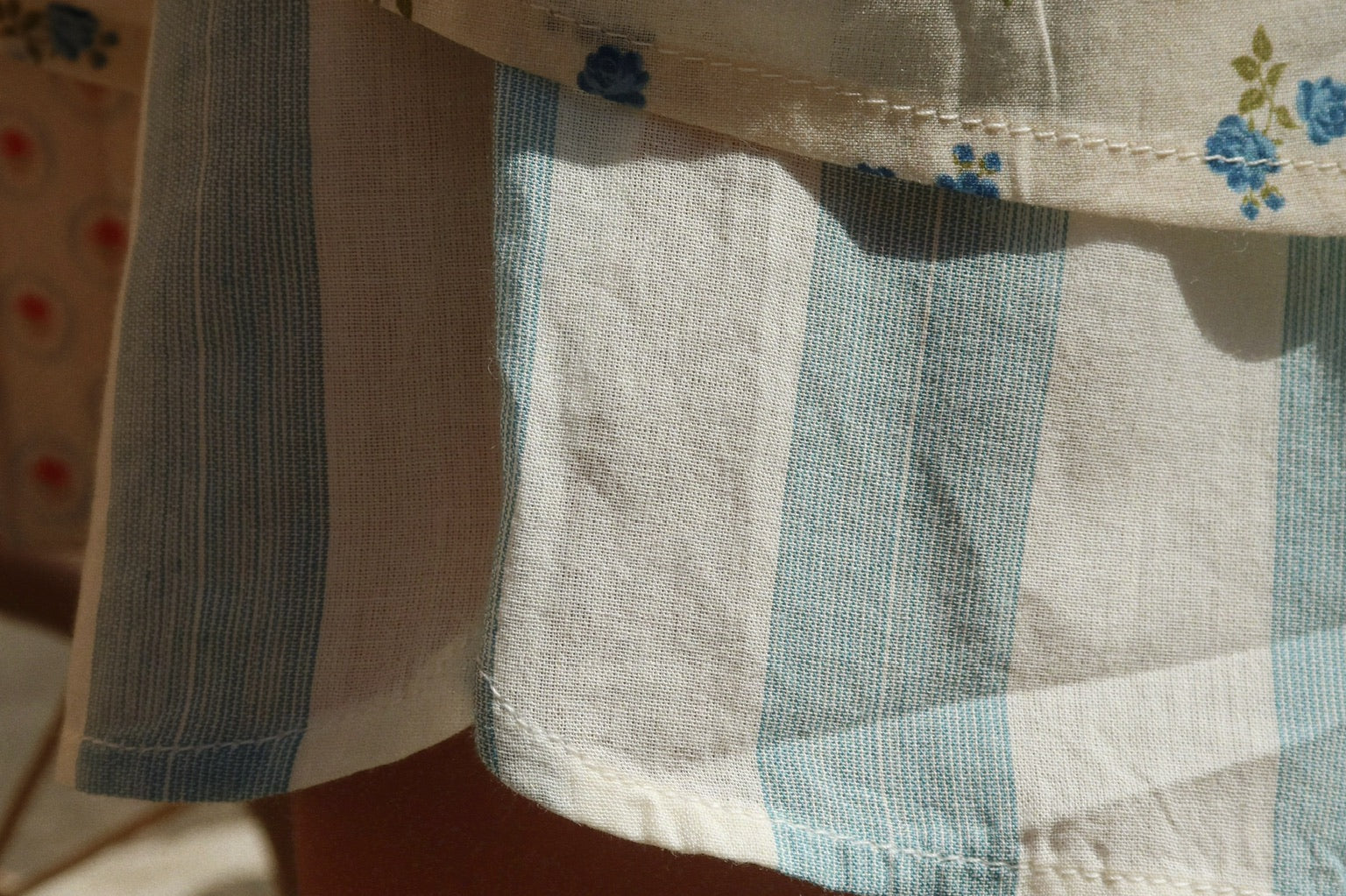 Konges Sløjd A/S WOVEN SHORTS & BLOOMERS basil/orchid/bleu stripe