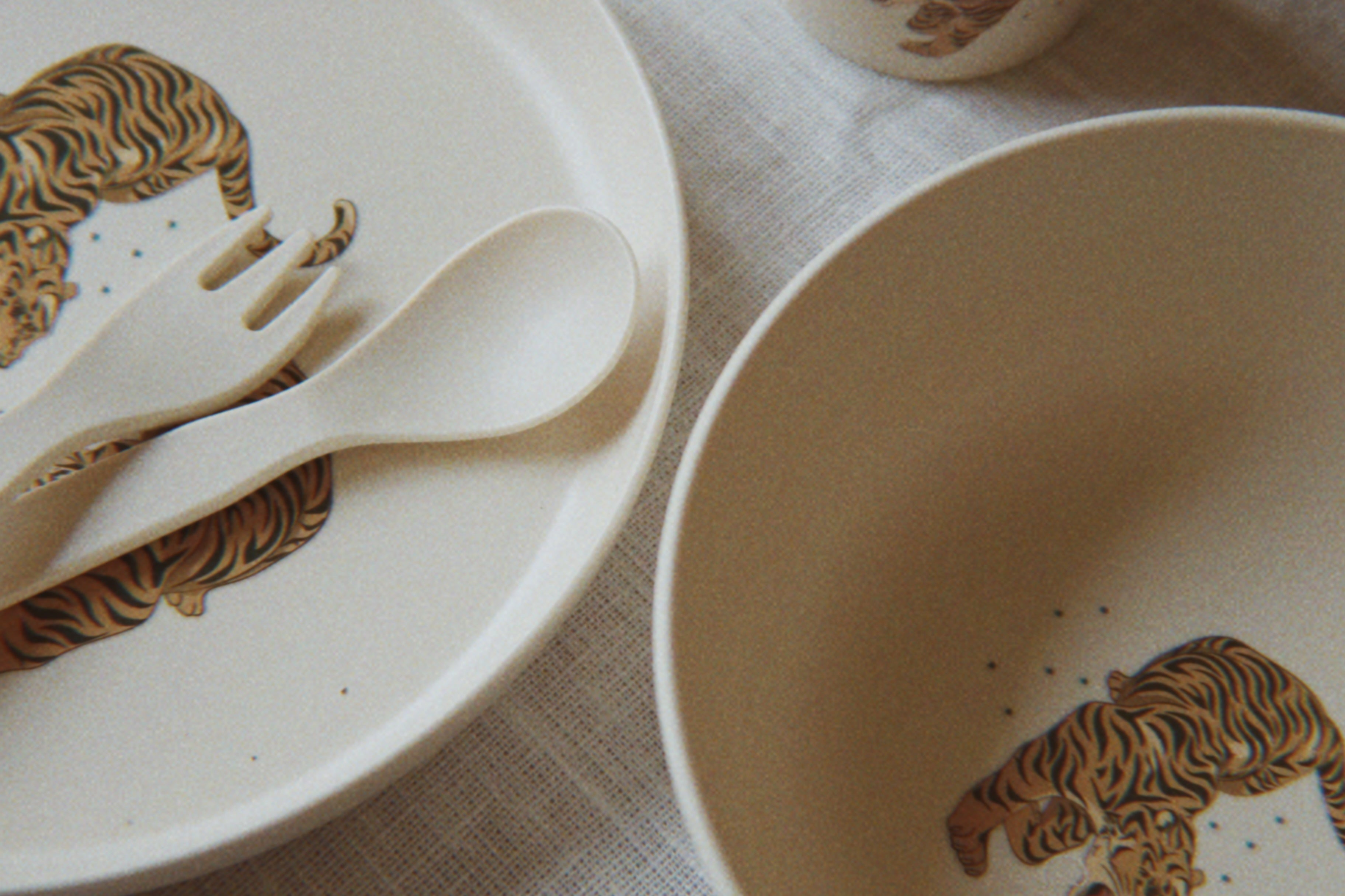 Konges Sløjd A/S TABLEWARE tiger ruggito