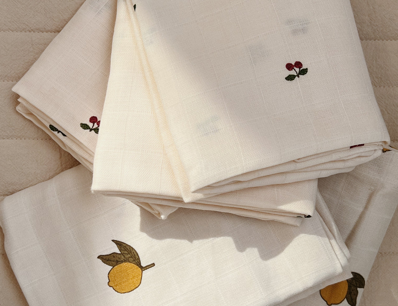 Konges Sløjd A/S MUSLIN CLOTHS cherry