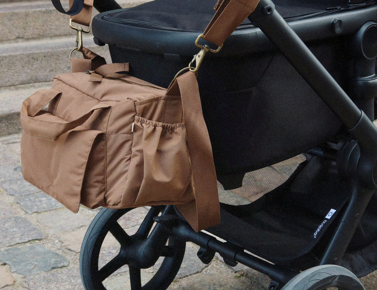 Konges Sløjd A/S CHANGING BAGS walnut