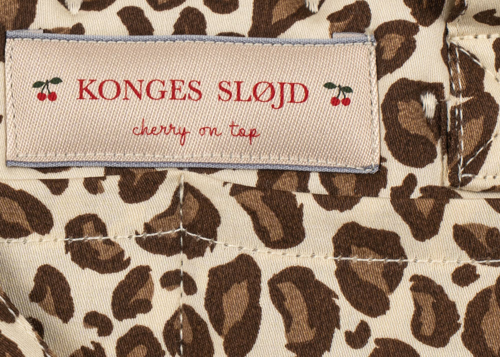 Konges Sløjd A/S DOLL ESSENTIALS leo