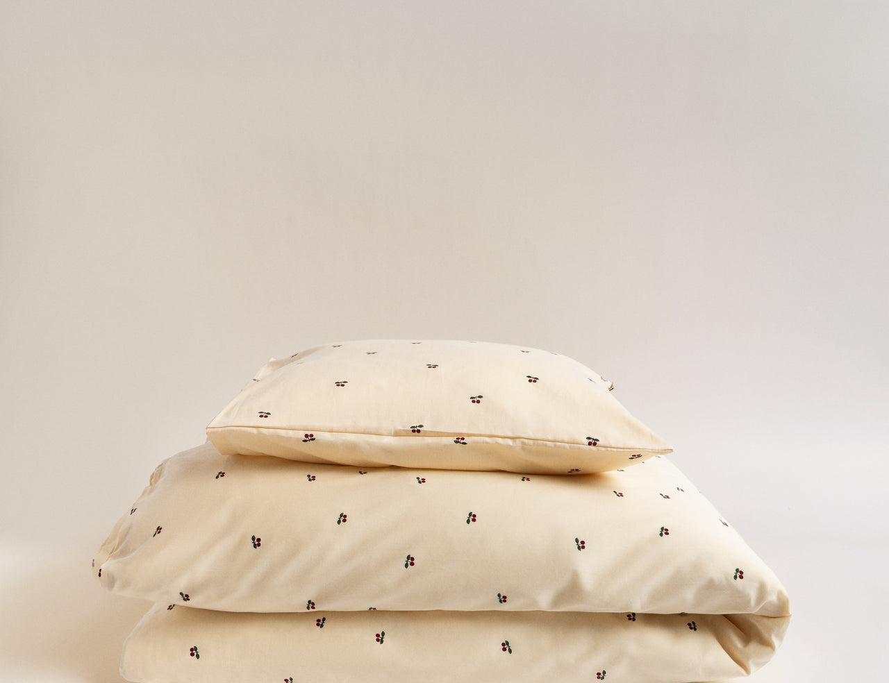 Konges Sløjd A/S BABY BEDDING cherry